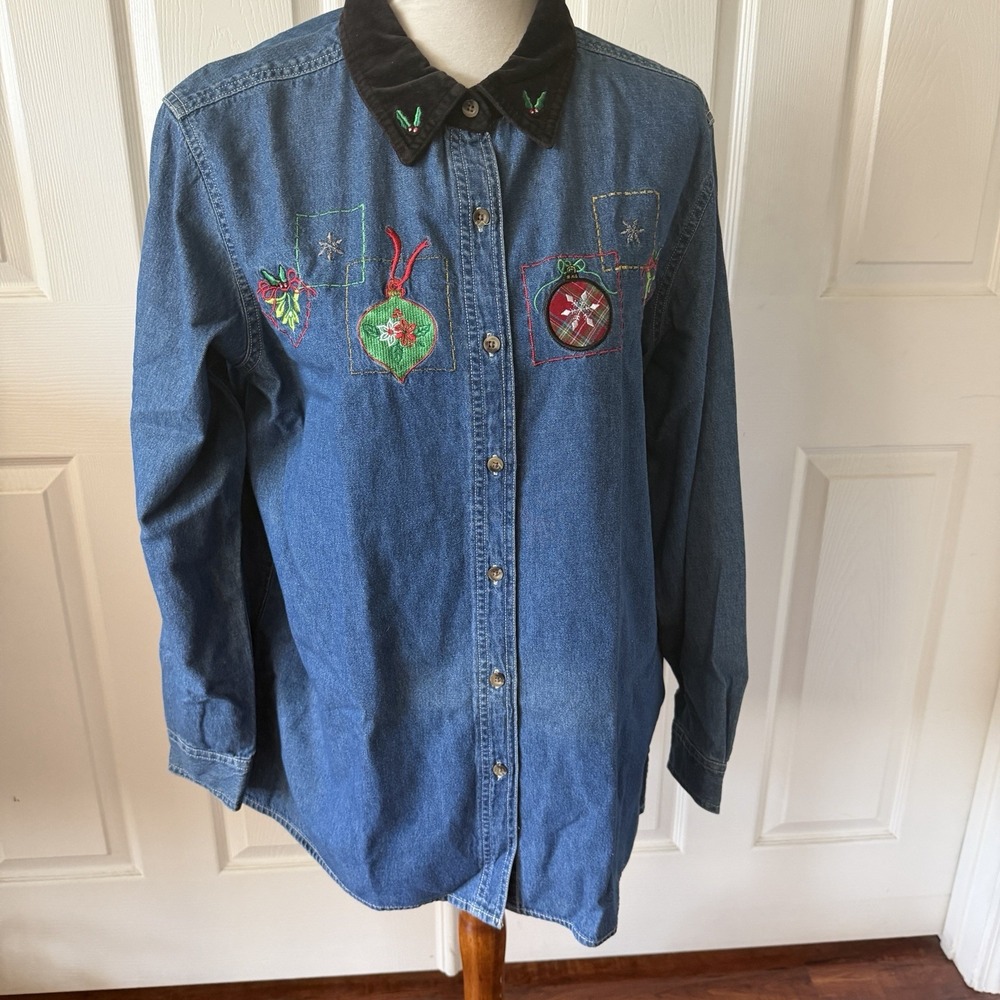 Vintage 90s Christmas Denim Shirt XL Embroidered Velvet Collar Basic Editions